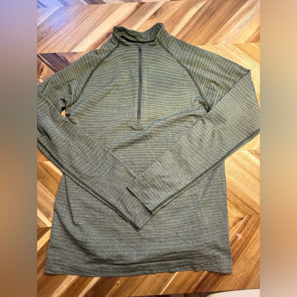 Men’s Lululemon quarterzip jacket